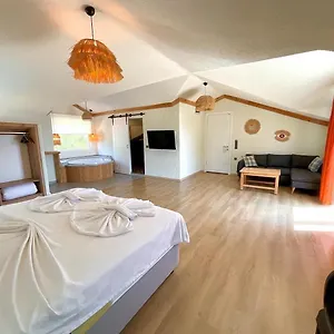 Отель Guenes Boutique - Oludeniz