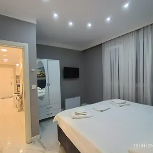 https://little-palace-blue.istanbul-turkeyhotels.com